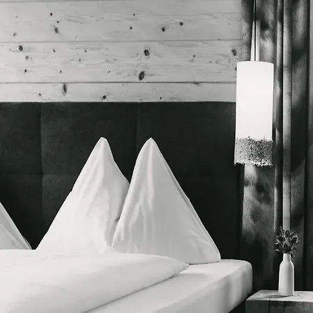 Hotel apartamentowy Village By Apart4you